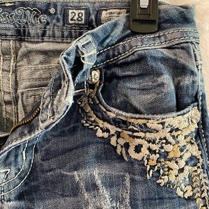 🥀Miss Me Signature Skinny Jeans🥀